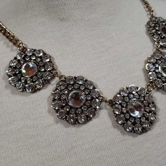 [5/$25] Floral Rhinestone Necklace - Picture 3 of 8